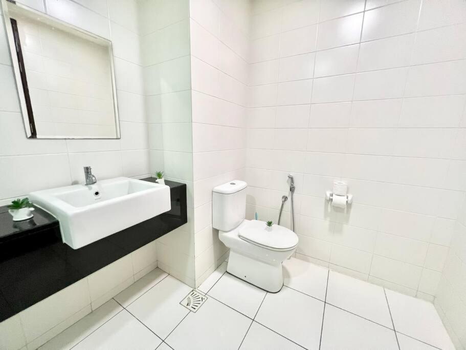 F 1-5 Pax 3Bed Cozy Home Studio Trefoil Setia Alam Wifi & Tv Шах-Алам Экстерьер фото